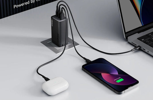 Comment Charger un iPhone 16 : Les Conseils sur la Recharge avec ou sans Fil