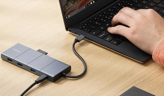 Comment connecter un port USB à un MacBook